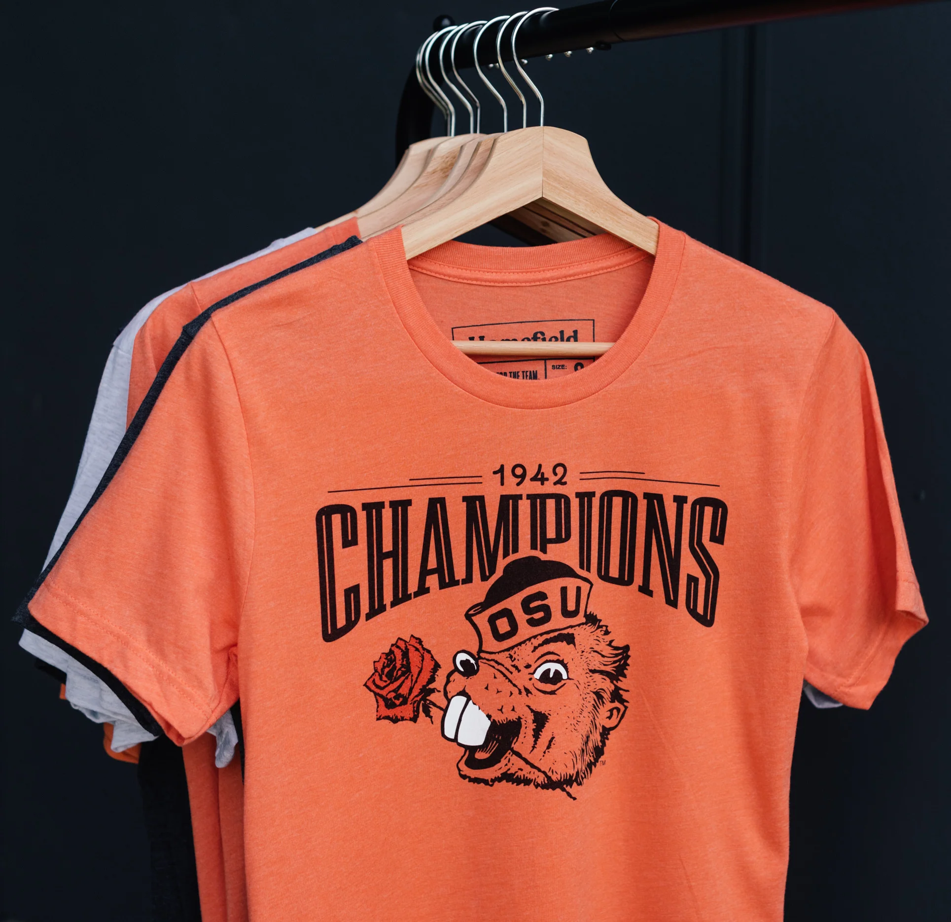 1942 “Men of Roses” Oregon State Tee - Image 2