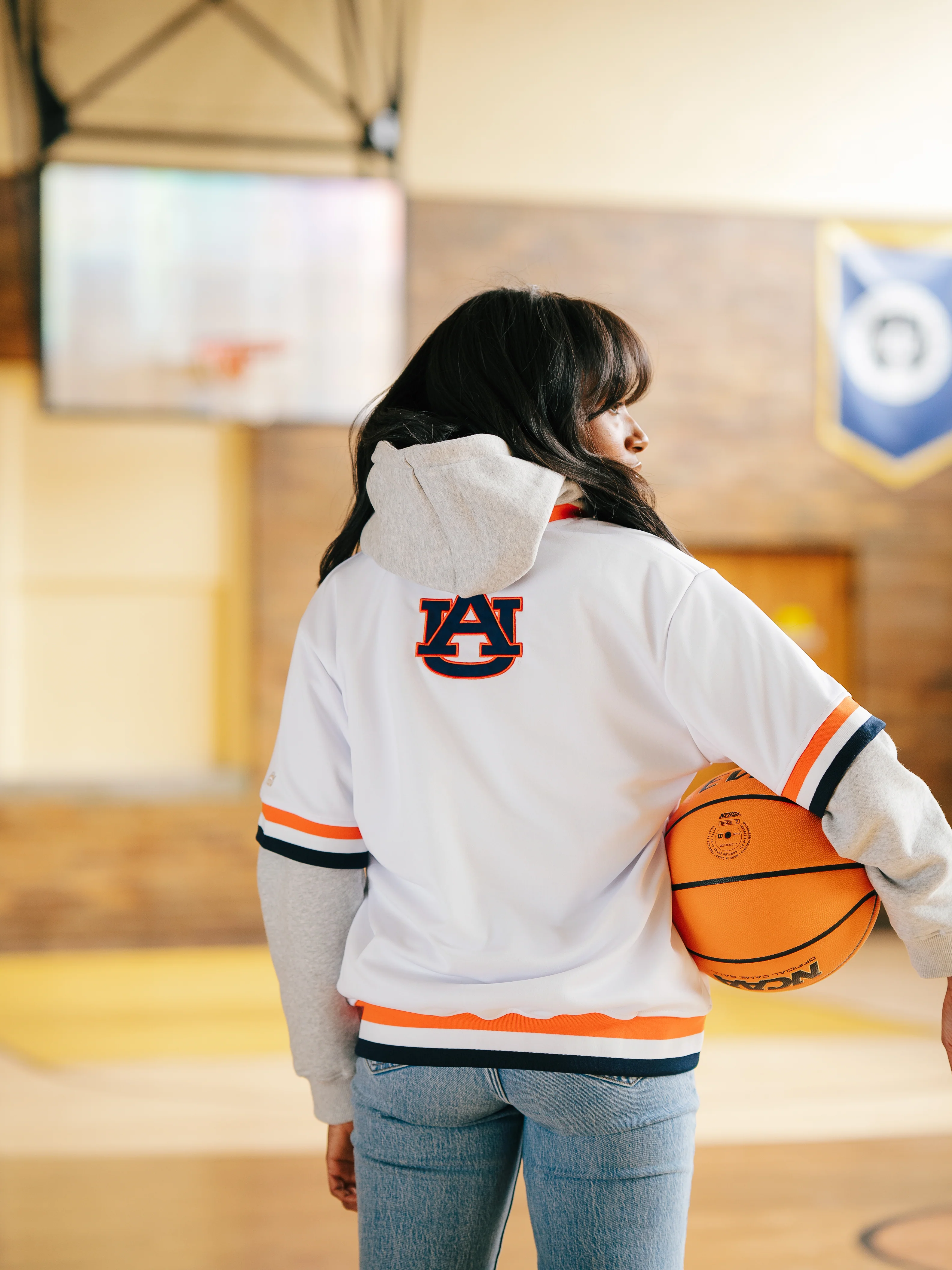 Auburn Tigers 1980s Shooting Shirt - Image 6