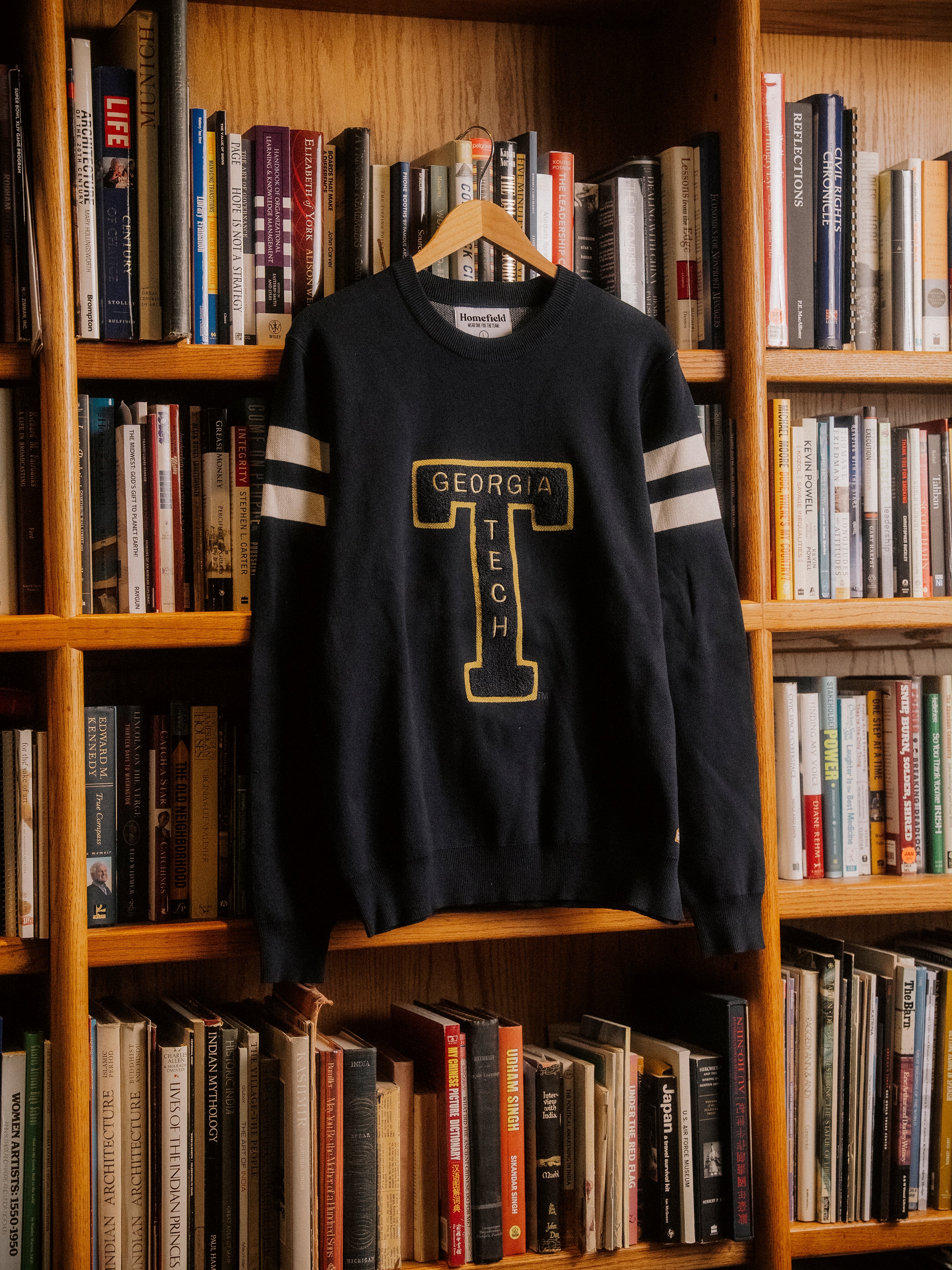 Georgia Tech Yellow Jackets Vintage Logo Knit Sweater - Image 3