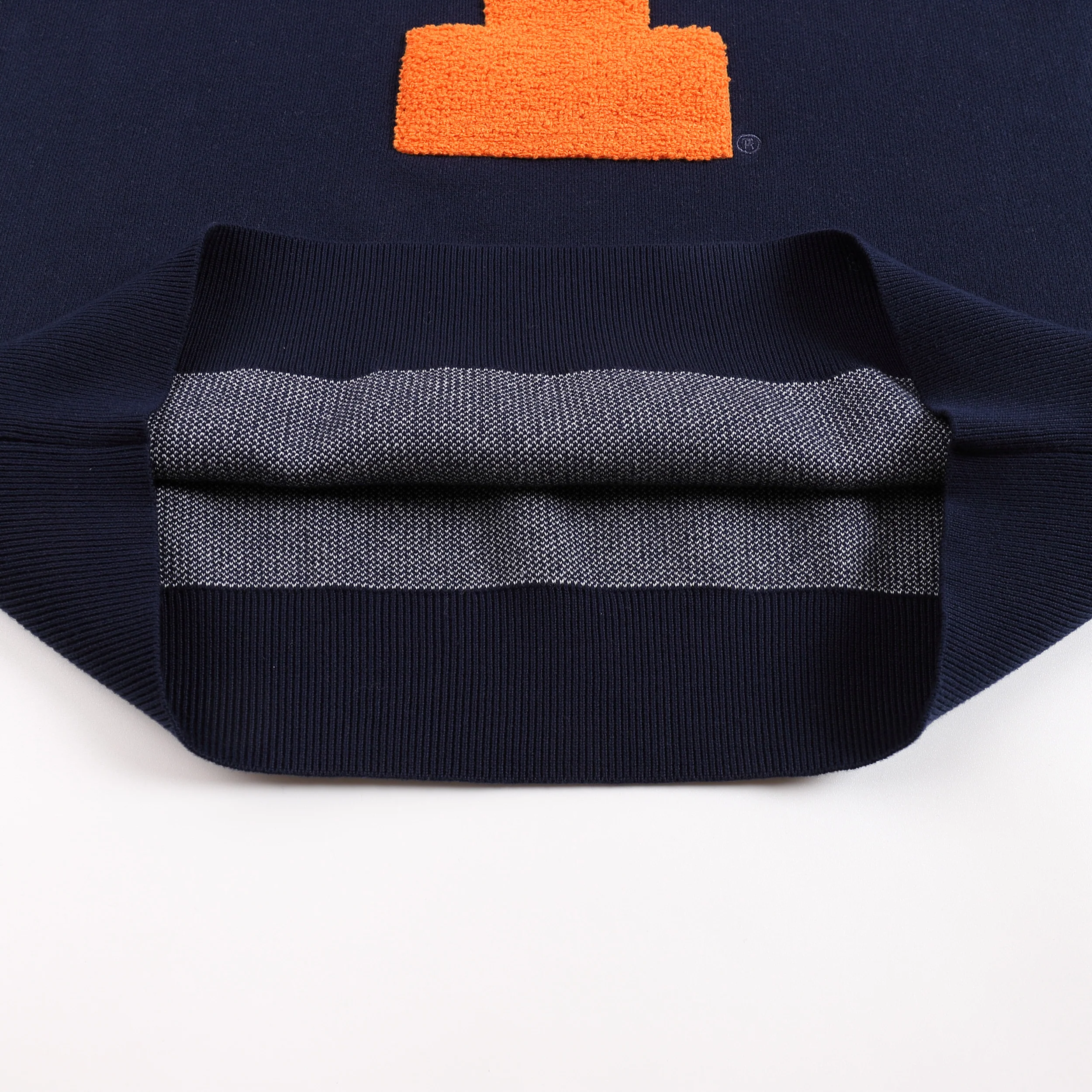 Illinois Fighting Illini Vintage Logo Knit Sweater - Image 6