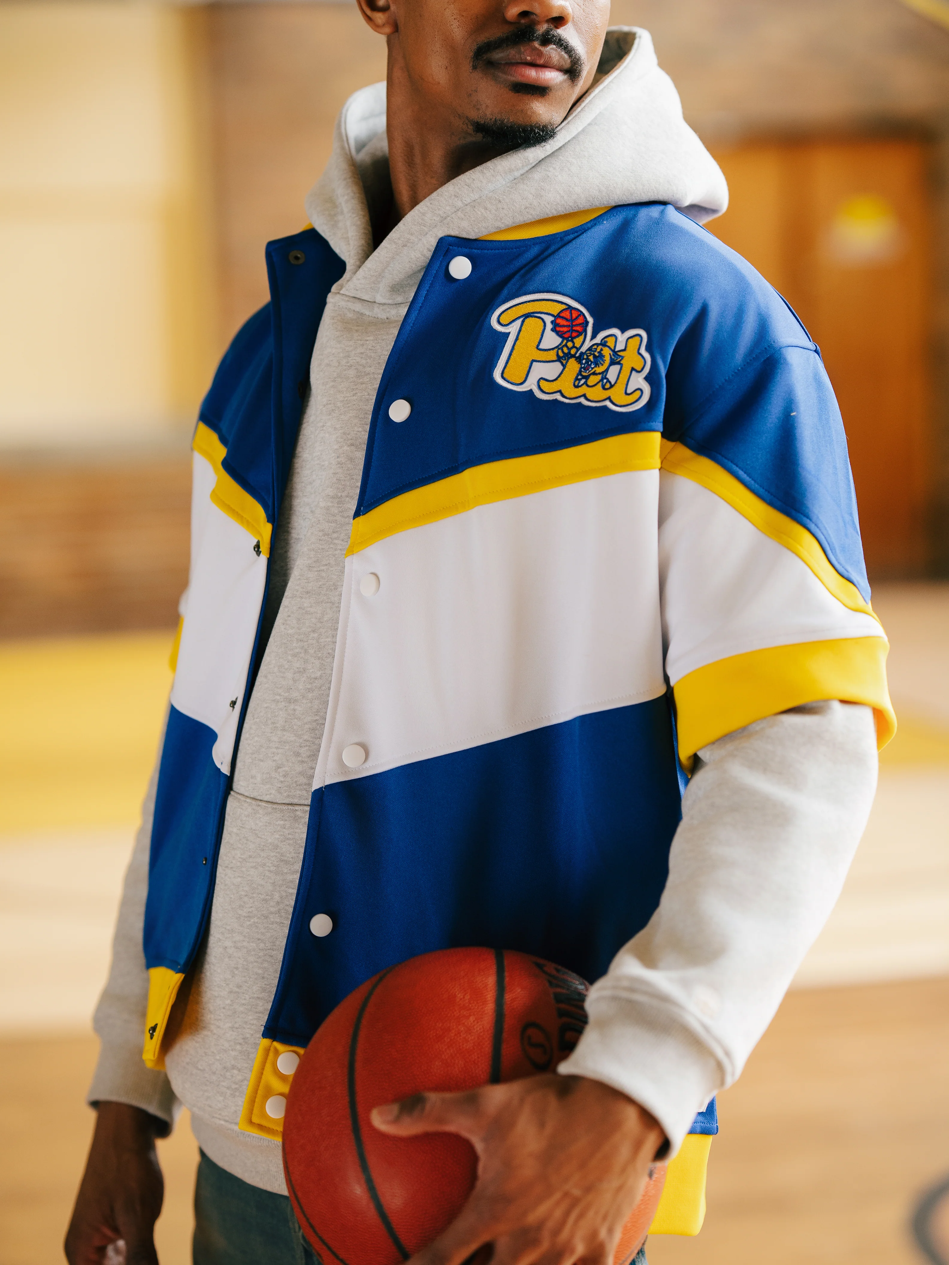 Pitt Basketball 1991 Shooting Shirt - Image 4