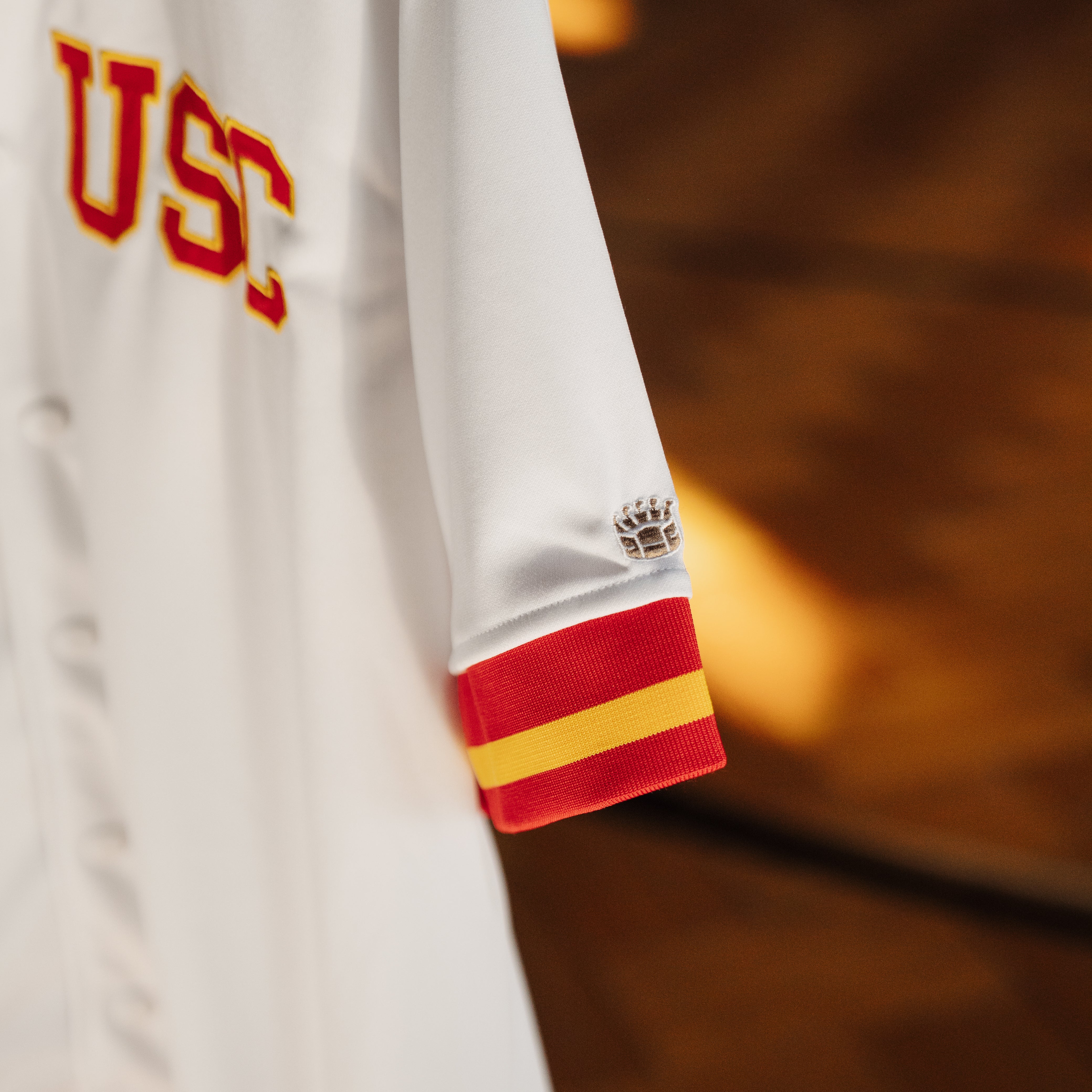 USC Basketball "Women of Troy" 1984 Vintage Shooting Shirt - Image 4