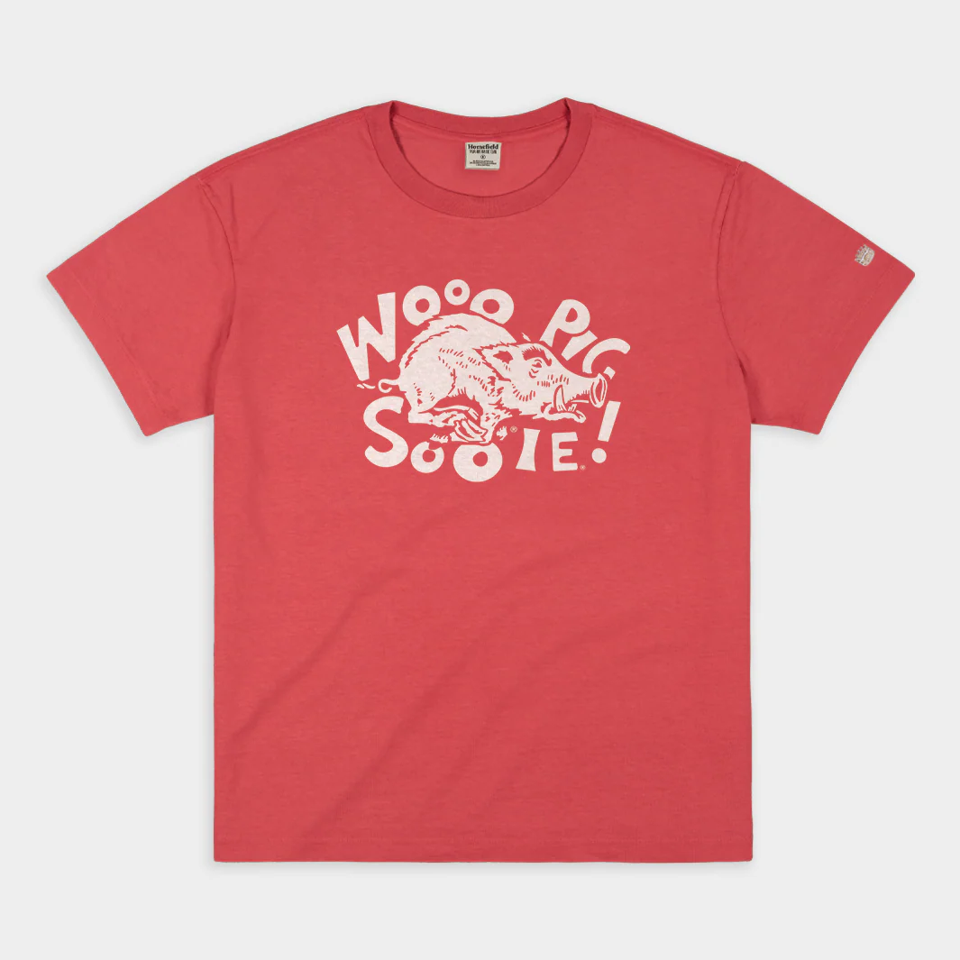 Vintage Arkansas Hog Call Heavyweight Tee